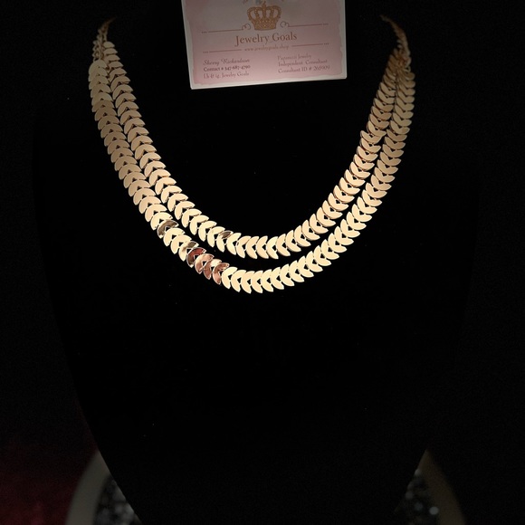 Necklace and Earring set - Picture 3 of 5